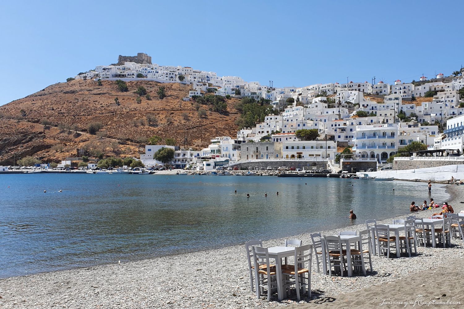 Tables at Pera Gialos overlooking Chora